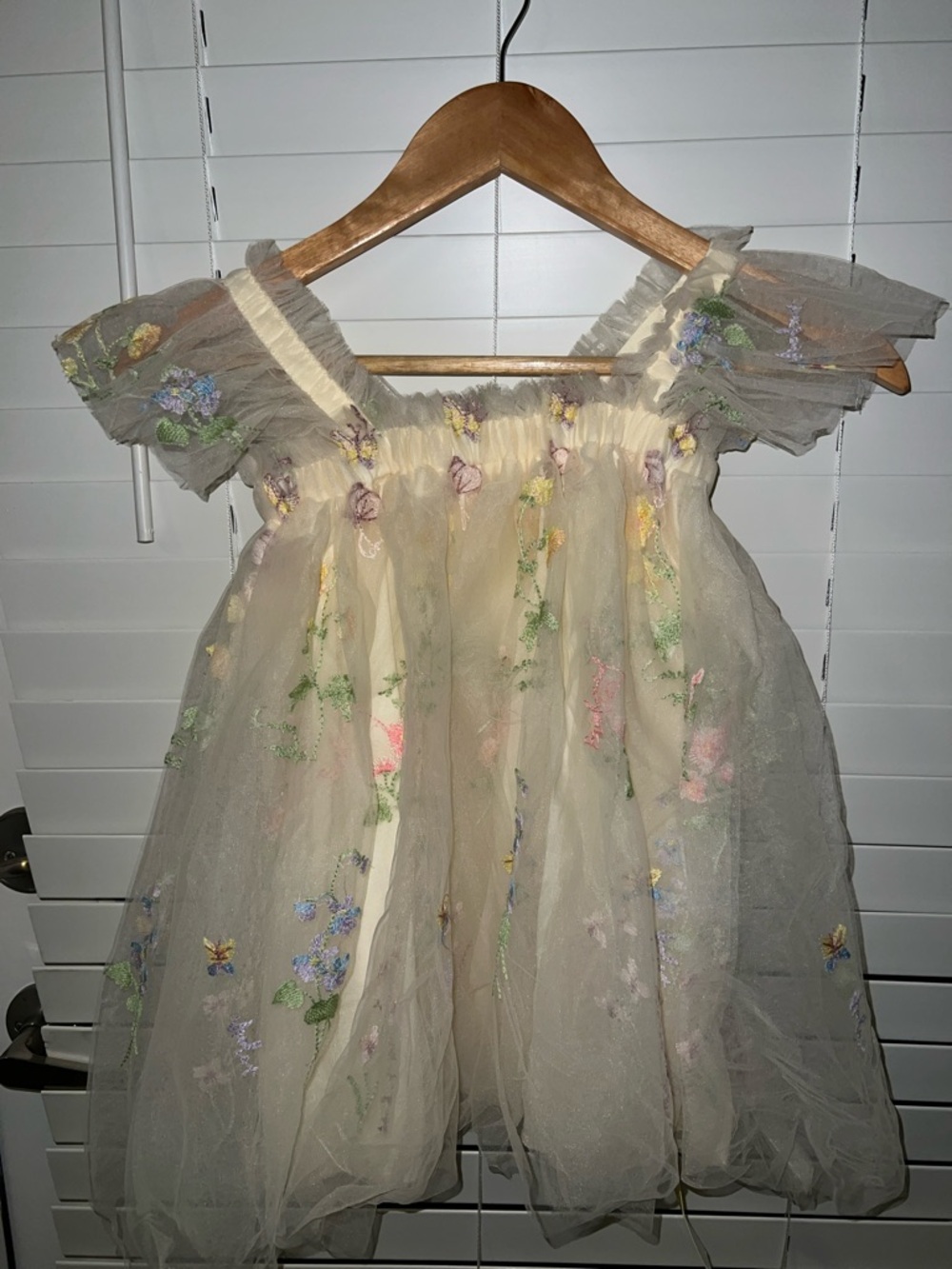 Girls Cream Butterfly Tulle Dress Size 5 Fairy Party NWT